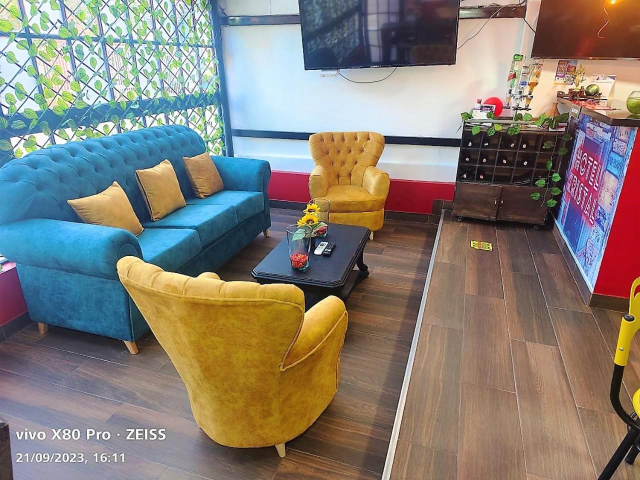 Hotel Kristal Ferial ボゴタ エクステリア 写真