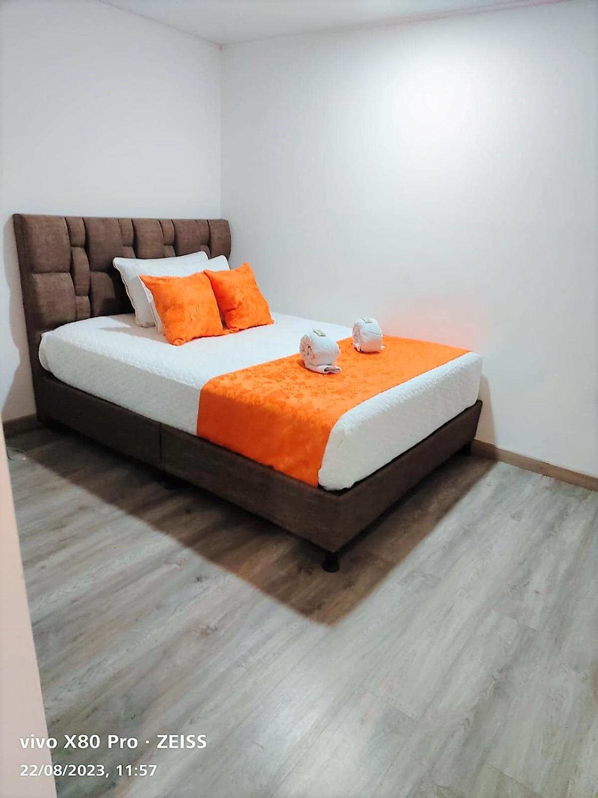 Hotel Kristal Ferial ボゴタ エクステリア 写真